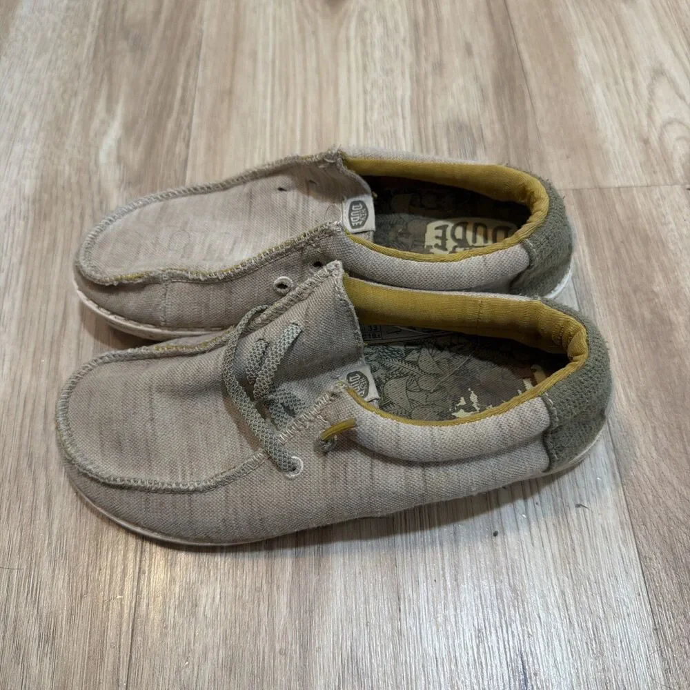 Hey Dude Wally Youth Jersey Walnut Slip-On Shoes Loafers Size Y1 - Miss 1 Lace